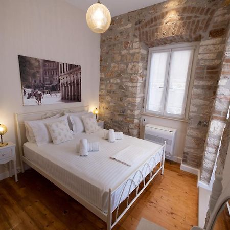 La Cantada - Renovated Apartment In Corfu Town Экстерьер фото