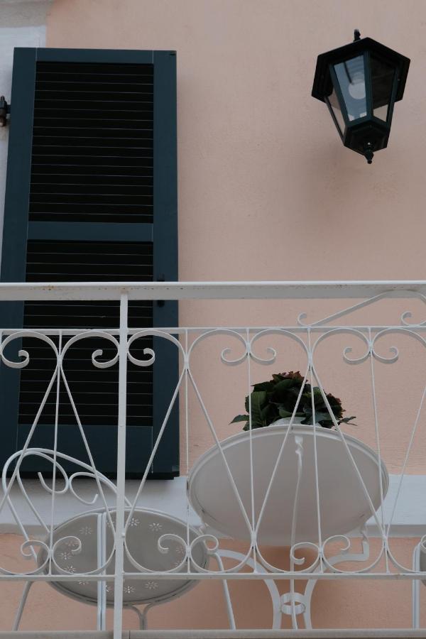 La Cantada - Renovated Apartment In Corfu Town Экстерьер фото
